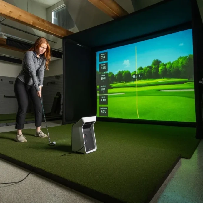 Youth golf simulator station at OGteebox